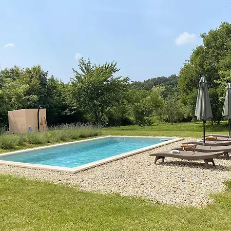 Semesterbostad Beautiful In With Private Swimming Pool, Be Inside Or Outside Barban