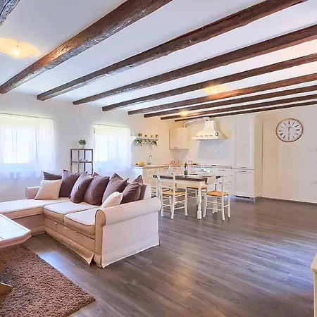 Beautiful In With Private Swimming Pool, Be Inside Or Outside * Barban