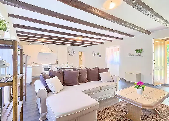 Beautiful In With Private Swimming Pool, Be Inside Or Outside * Barban